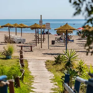 https://homeabroad-apartments-los-boliches.1costadelsol.com