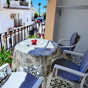 https://bonito-apartamento-en-playa-de-la-carihuela.hotelsinnerja.org